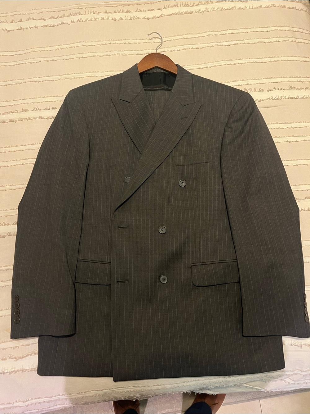 Men's Double-Breasted Pinstripe Suit Jacket in Charcoal